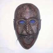 Maske aus Asien