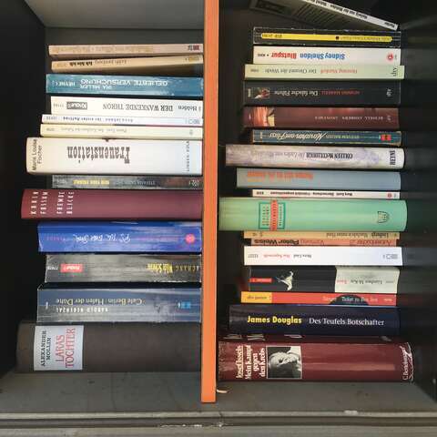 2020-09 Bücherschrank Berliner Platz (1)